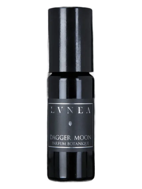 Dagger Moon