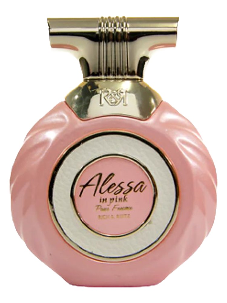 Alessa in Pink