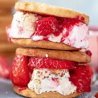 S’mores cu căpșuni